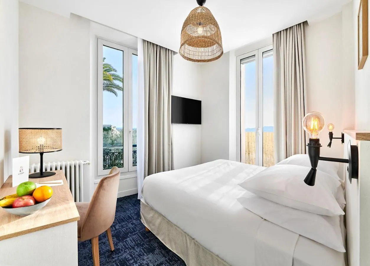 Hotel Le Suquet Cannes 4*,