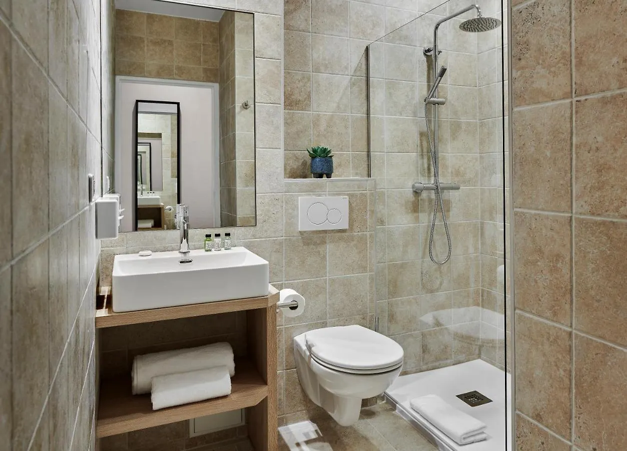 Hotel Le Suquet Cannes 4*,