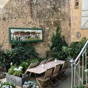 Les De L'horloge Frühstückspension